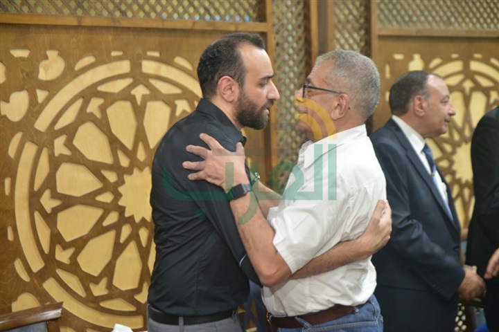 بدء عزاء والد المخرج عمرو سلامة بدء عزاء والد المخرج عمرو سلامة