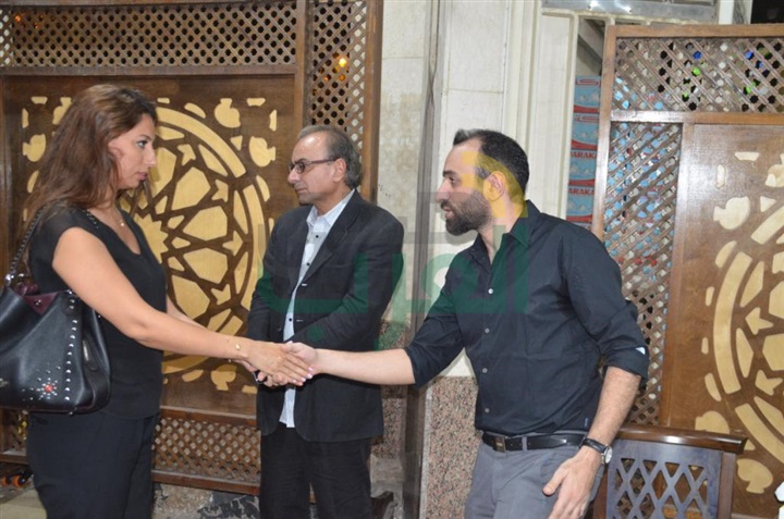 بدء عزاء والد المخرج عمرو سلامة بدء عزاء والد المخرج عمرو سلامة