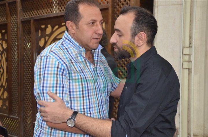 بدء عزاء والد المخرج عمرو سلامة بدء عزاء والد المخرج عمرو سلامة
