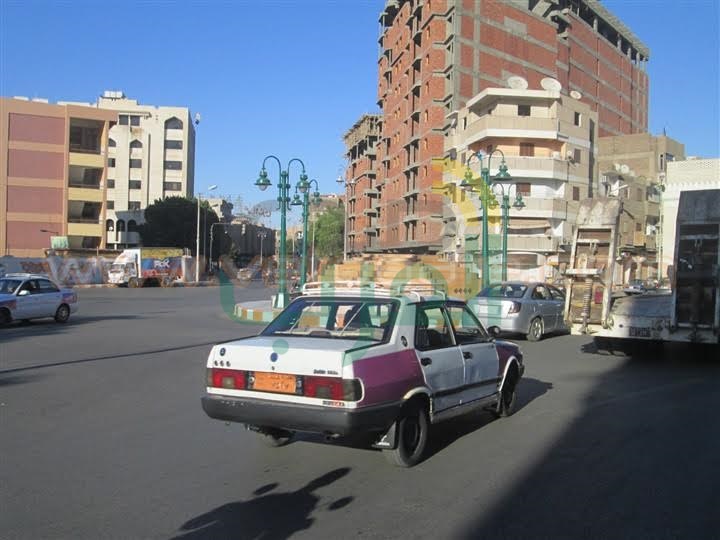 بالصور.. خلو شوارع مدن قنا من المواطنين بعد رفع أسعار الوقود