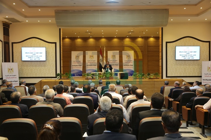 بالصور.. وزير الرياضة يناقش مع مديري المديريات استعدادات الأندية ومراكز الشباب للانتخابات القادمة