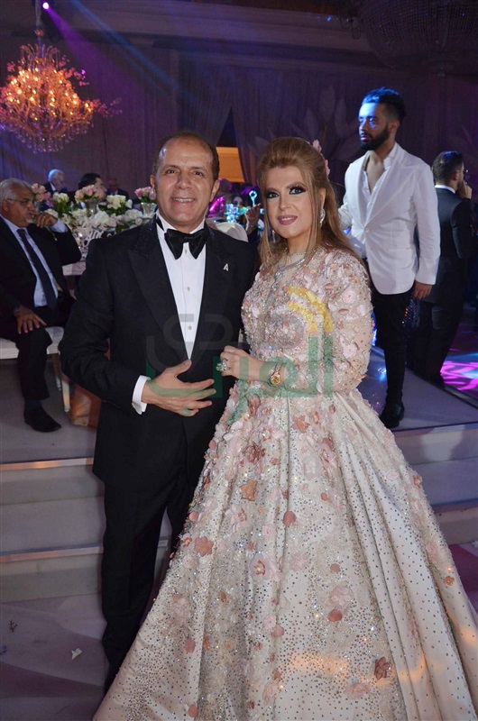 بالصور.. جو أشقر يشعل زفاف "جمانة" و"حاتم" بحضور نجوم الفن بالصور.. جو أشقر يشعل زفاف "جمانة" و"حاتم" بحضور نجوم الفن