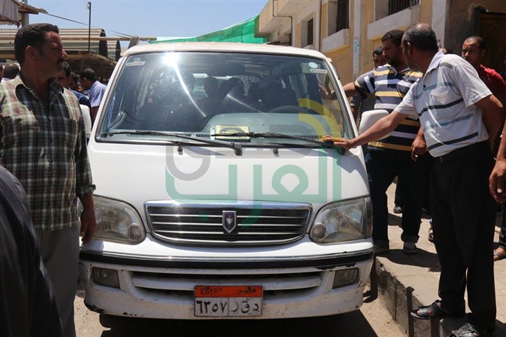 بالفيديو والصور.. محافظ كفرا لشيخ يستمع للمواطنين حول تطبيق التعريفة الجديدة بمجمع المواقف