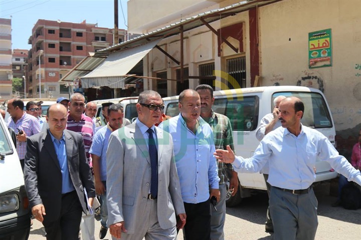 بالفيديو والصور.. محافظ كفرا لشيخ يستمع للمواطنين حول تطبيق التعريفة الجديدة بمجمع المواقف
