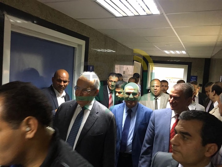 بالصور..وزير التنمية المحلية يتفقد كلية الصيدلة والمستشفي الجامعي بكفر الشيخ