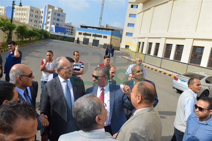 بالصور.. وزير التنمية المحلية: المنشآت التعليمية والصحية بكفر الشيخ تدعو للفخر