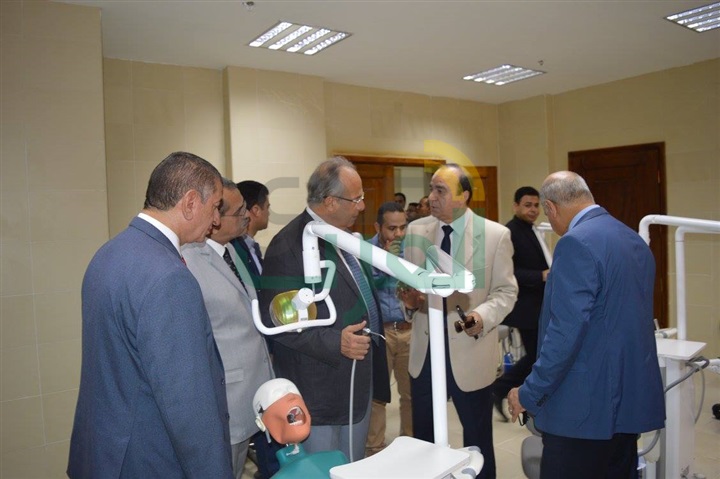 بالصور.. وزير التنمية المحلية: المنشآت التعليمية والصحية بكفر الشيخ تدعو للفخر