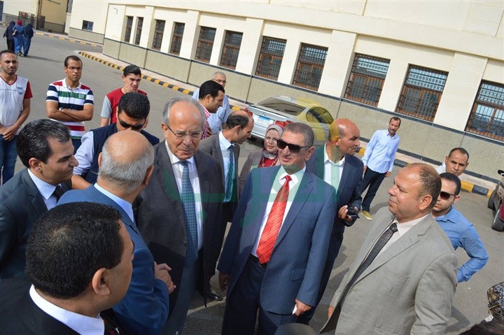 بالصور.. وزير التنمية المحلية: المنشآت التعليمية والصحية بكفر الشيخ تدعو للفخر