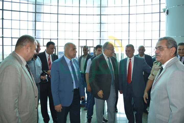   بالصور.. وزير التنمية المحلية ومحافظ كفر الشيخ يتفقدان المستشفى الجامعى