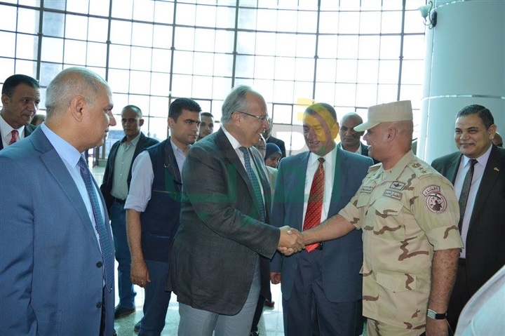   بالصور.. وزير التنمية المحلية ومحافظ كفر الشيخ يتفقدان المستشفى الجامعى