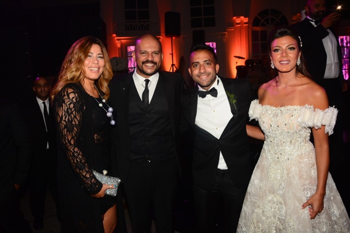 بالصور. النجوم في زفاف نجله مصممه الأزياء إيمانوش بالصور. النجوم في زفاف نجله مصممه الأزياء إيمانوش