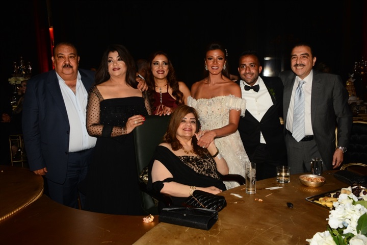 بالصور. النجوم في زفاف نجله مصممه الأزياء إيمانوش بالصور. النجوم في زفاف نجله مصممه الأزياء إيمانوش