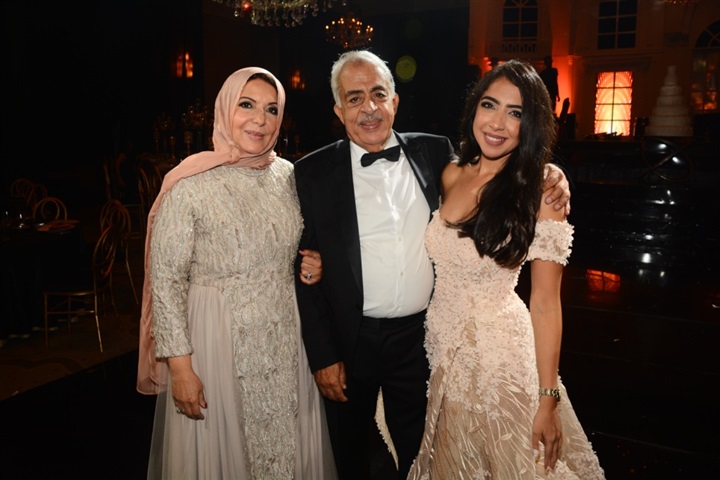بالصور. النجوم في زفاف نجله مصممه الأزياء إيمانوش بالصور. النجوم في زفاف نجله مصممه الأزياء إيمانوش