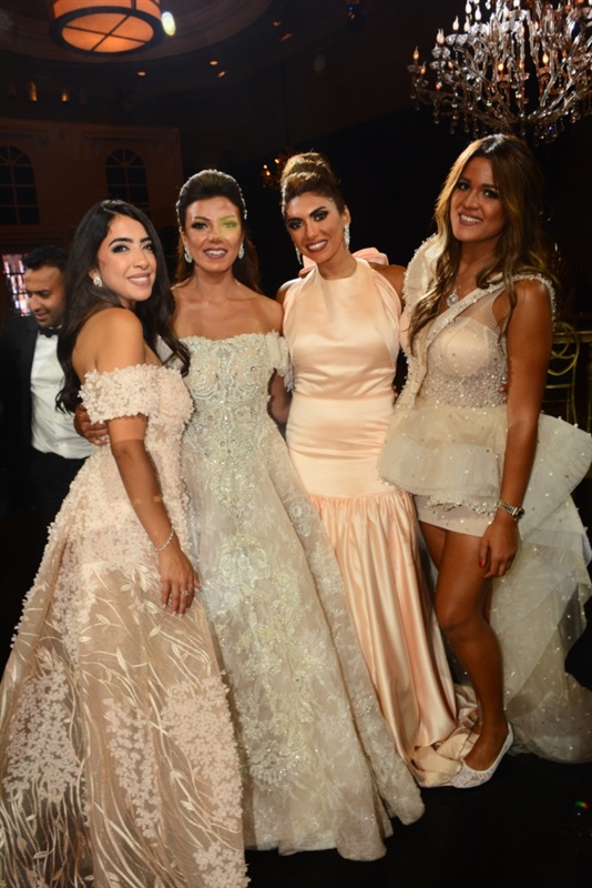 بالصور. النجوم في زفاف نجله مصممه الأزياء إيمانوش بالصور. النجوم في زفاف نجله مصممه الأزياء إيمانوش