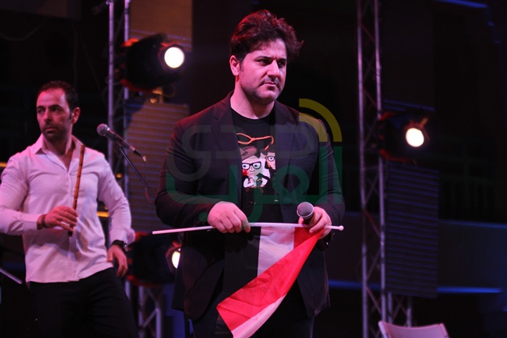 بالصور.. اللبناني ملحم زين يحيي أولى حفلات "ليالي الصيف" في طابا هايتس بالصور.. اللبناني ملحم زين يحيي أولى حفلات "ليالي الصيف" في طابا هايتس