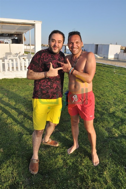 بالصور.. فابرك وأيمن نجيب و ندى يشعلون "وايت بيتش" بحضور كاريكا وعمرو عبد العزيز بالصور.. فابرك وأيمن نجيب و ندى يشعلون "وايت بيتش" بحضور كاريكا وعمرو عبد العزيز