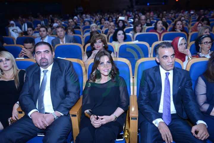 بالصور.. هاني شاكر يتألق في منظمة المرأة العربية بأوبرا جامعة مصر بحضور الوزراء و نجوم الفن بالصور.. هاني شاكر يتألق في منظمة المرأة العربية بأوبرا جامعة مصر بحضور الوزراء و نجوم الفن