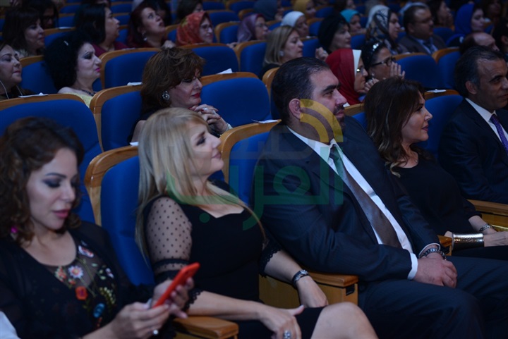 بالصور.. هاني شاكر يتألق في منظمة المرأة العربية بأوبرا جامعة مصر بحضور الوزراء و نجوم الفن بالصور.. هاني شاكر يتألق في منظمة المرأة العربية بأوبرا جامعة مصر بحضور الوزراء و نجوم الفن