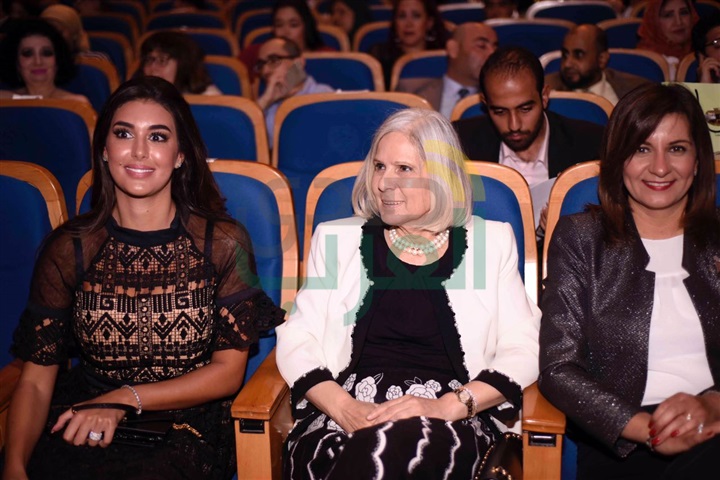بالصور.. هاني شاكر يتألق في منظمة المرأة العربية بأوبرا جامعة مصر بحضور الوزراء و نجوم الفن بالصور.. هاني شاكر يتألق في منظمة المرأة العربية بأوبرا جامعة مصر بحضور الوزراء و نجوم الفن