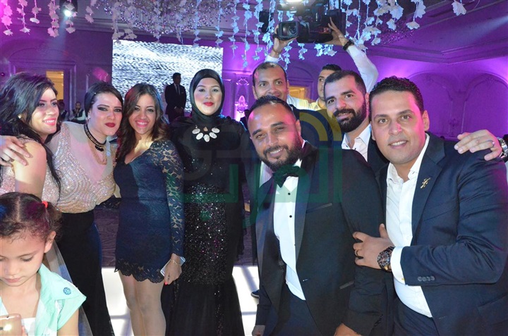 بالصور.. دياب وأمينة ونجوم الفن يتالقون فى حفل زفاف أيمن ودعاء بالصور.. دياب وأمينة ونجوم الفن يتالقون فى حفل زفاف أيمن ودعاء