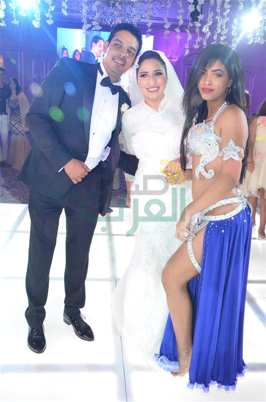 بالصور.. دياب وأمينة ونجوم الفن يتالقون فى حفل زفاف أيمن ودعاء بالصور.. دياب وأمينة ونجوم الفن يتالقون فى حفل زفاف أيمن ودعاء