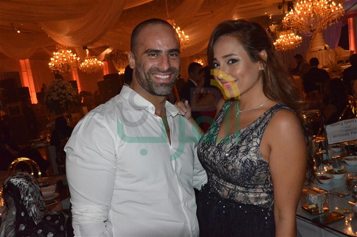 بالصور.. حماقى وبوسى يشعلون حفل زفاف محمد وسارة بالصور.. حماقى وبوسى يشعلون حفل زفاف محمد وسارة