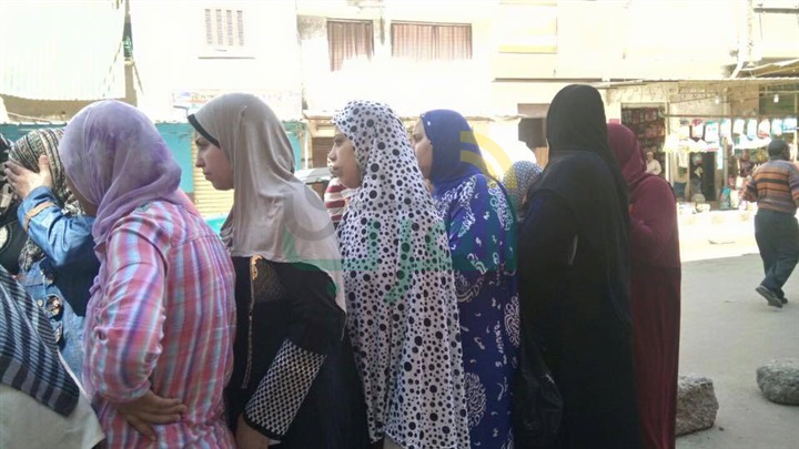 فحص ١٠٢٢ مواطنًا فى اليوم الأول للمسح الشامل لفيروس "سي" بالإسكندرية