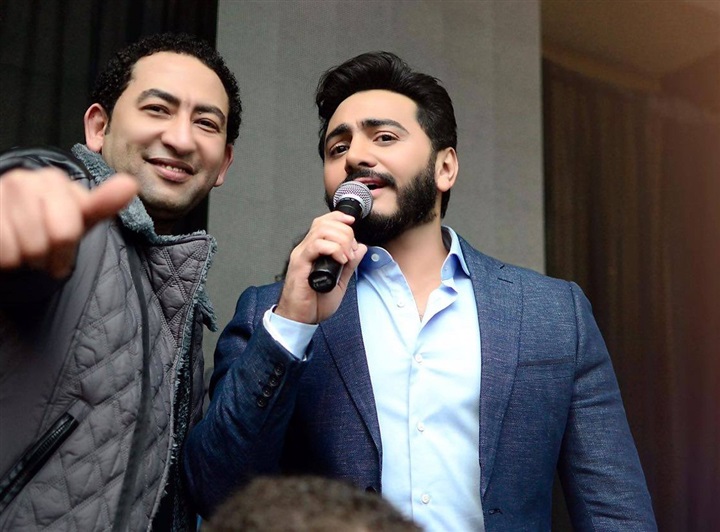 بالصور.. تامر وحماقى وهلال وبوسى يشعلون حفل زفاف محمد و دينا بالصور.. تامر وحماقى وهلال وبوسى يشعلون حفل زفاف محمد و دينا