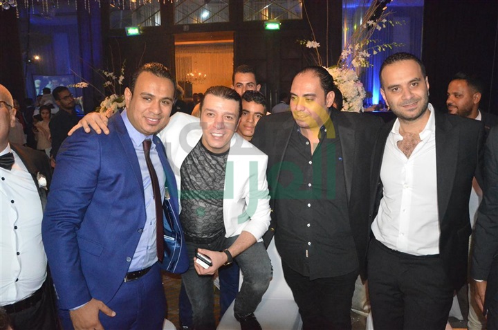 بالصور.. أحمد سعد والليثي يشعلان حفل زفاف "منة وأحمد" بحضور نجوم الفن بالصور.. أحمد سعد والليثي يشعلان حفل زفاف "منة وأحمد" بحضور نجوم الفن