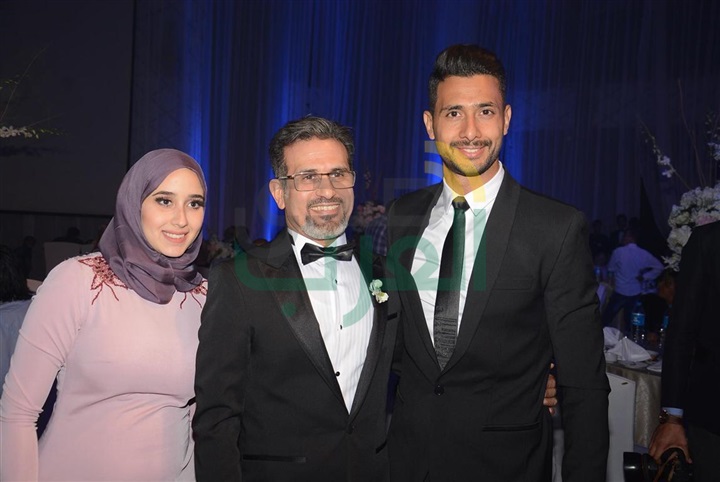 بالصور.. أحمد سعد والليثي يشعلان حفل زفاف "منة وأحمد" بحضور نجوم الفن بالصور.. أحمد سعد والليثي يشعلان حفل زفاف "منة وأحمد" بحضور نجوم الفن