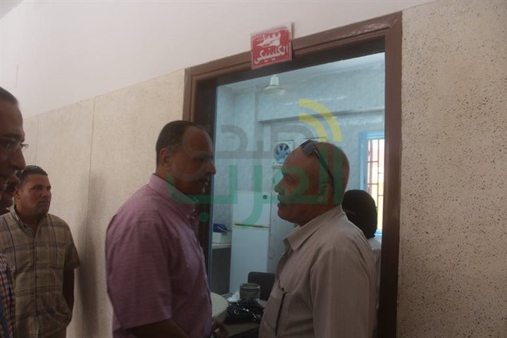 بالصور.. مساعد محافظ كفرالشيخ يوجه بتركيب جهاز البصمة لحضور وانصراف أطباء المركز الطبي بدسوق