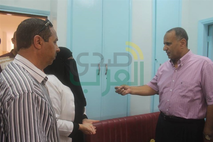 بالصور.. مساعد محافظ كفرالشيخ يوجه بتركيب جهاز البصمة لحضور وانصراف أطباء المركز الطبي بدسوق