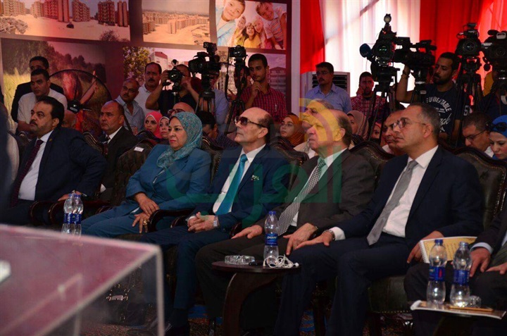 بالصور.. صبحي والليثي ووزير الإسكان يضعون الحجر الآساس في المرحله الثانيه من مشروع معا لتطوير العشوائيات