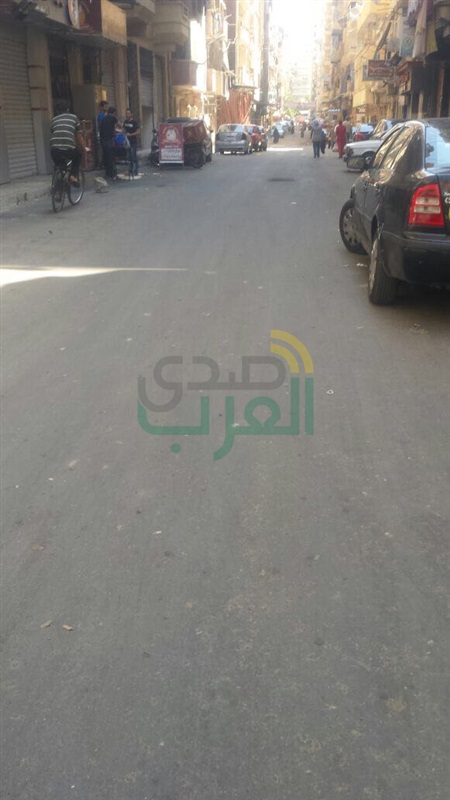 بالصور.. مواصلة رصف وترميم شوارع المنتزه أول بالإسكندرية