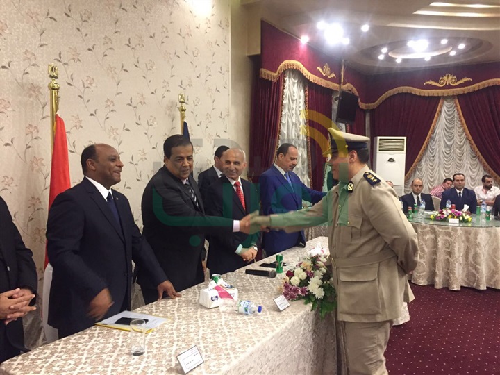 بالصور.. مساعد وزير الداخلية يكرم الضباط والأفراد المتميزين بكفر الشيخ