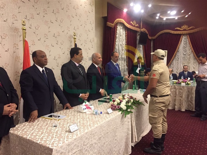 بالصور.. مساعد وزير الداخلية يكرم الضباط والأفراد المتميزين بكفر الشيخ