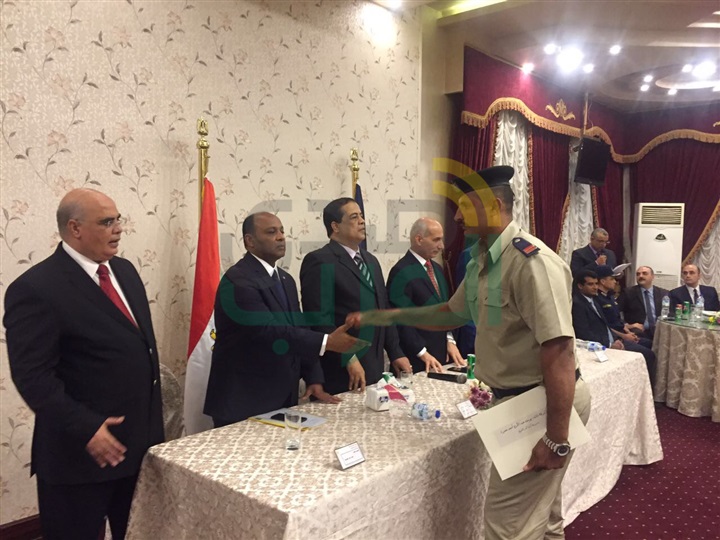 بالصور.. مساعد وزير الداخلية يكرم الضباط والأفراد المتميزين بكفر الشيخ