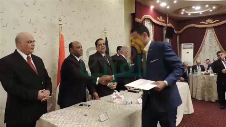 بالصور.. مساعد الوزير يكرم معاون مباحث مركز بيلا بكفر الشيخ