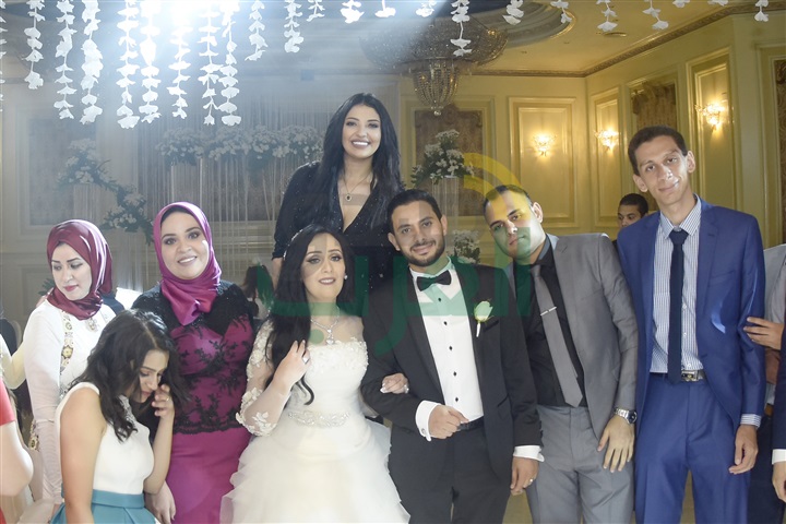 بالصور.. شيرين يحيى تشعل حفل زفاف محمد ونورهان بالصور.. شيرين يحيى تشعل حفل زفاف محمد ونورهان