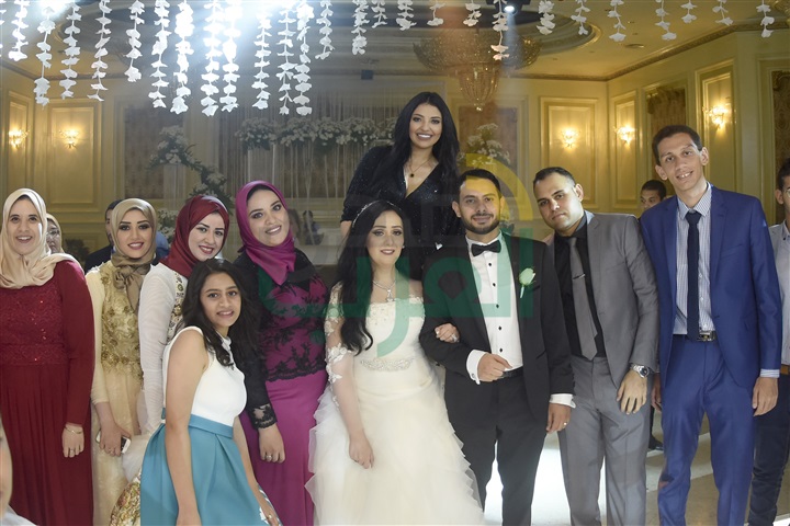 بالصور.. شيرين يحيى تشعل حفل زفاف محمد ونورهان بالصور.. شيرين يحيى تشعل حفل زفاف محمد ونورهان