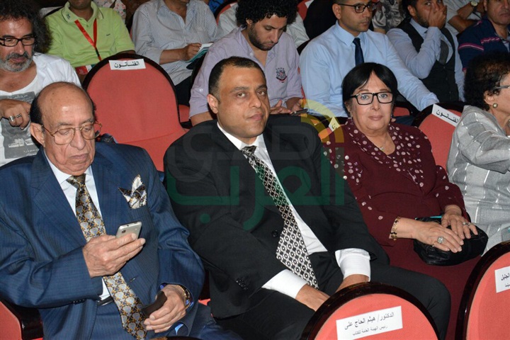 بالصور.. النمنم يكرم رموز المسرح في افتتاح المهرجان"القومي" بالصور.. النمنم يكرم رموز المسرح في افتتاح المهرجان"القومي"