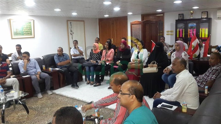 رئيس مجلس مدينة سفاجا يرأس مؤتمر الشباب
