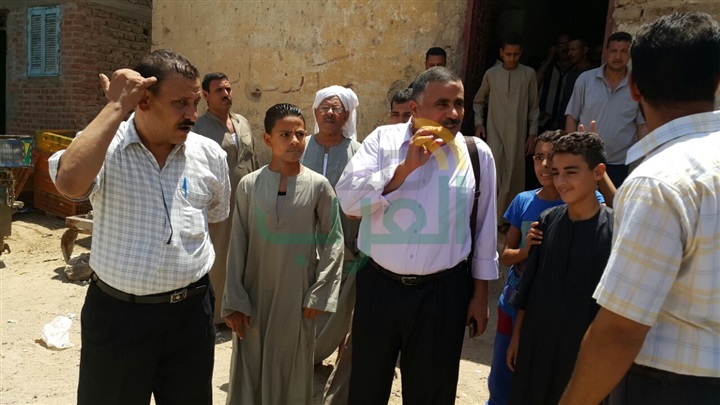 وكيل وزارة الصحة بأسيوط يبحث عن مقر للوحدة الصحية بقرية العزية مركز منفلوط وكيل وزارة الصحة بأسيوط يبحث عن مقر للوحدة الصحية بقرية العزية مركز منفلوط