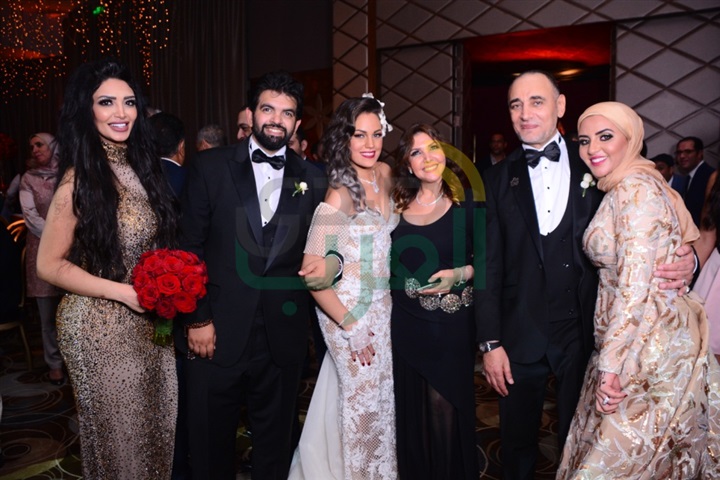 بالصور.. نجوم الفن والإعلام بزفاف كريمة الموسقار أميرعبدالمجيد بالصور.. نجوم الفن والإعلام بزفاف كريمة الموسقار أميرعبدالمجيد