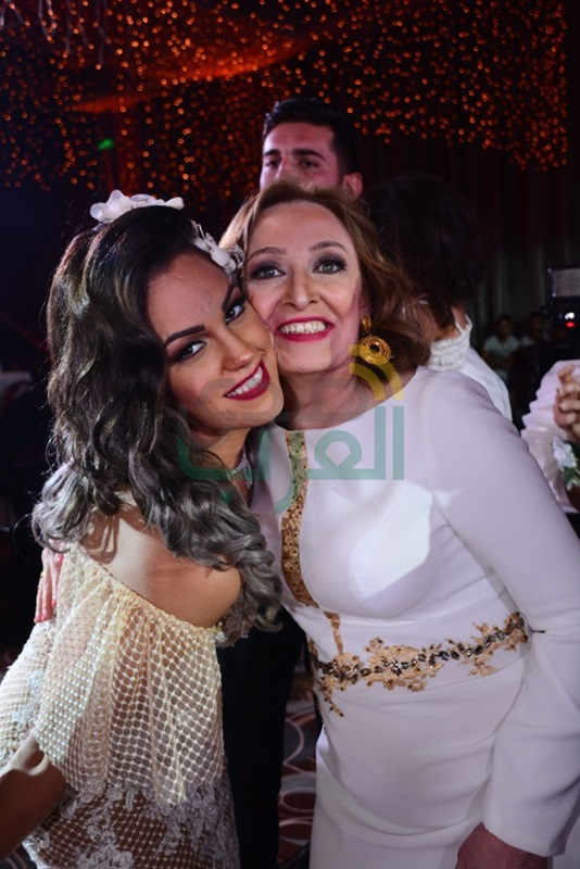 بالصور.. نجوم الفن والإعلام بزفاف كريمة الموسقار أميرعبدالمجيد بالصور.. نجوم الفن والإعلام بزفاف كريمة الموسقار أميرعبدالمجيد
