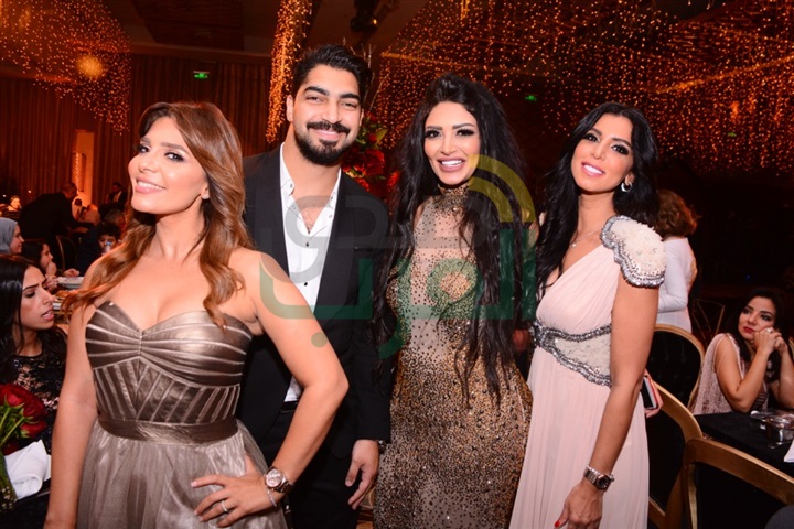 بالصور.. نجوم الفن والإعلام بزفاف كريمة الموسقار أميرعبدالمجيد بالصور.. نجوم الفن والإعلام بزفاف كريمة الموسقار أميرعبدالمجيد