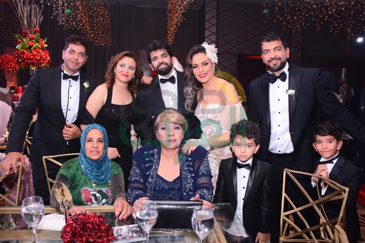 بالصور.. نجوم الفن والإعلام بزفاف كريمة الموسقار أميرعبدالمجيد بالصور.. نجوم الفن والإعلام بزفاف كريمة الموسقار أميرعبدالمجيد