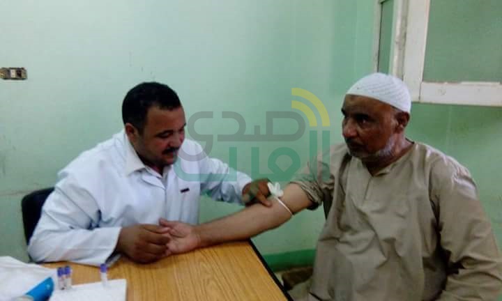 بالصور.. "وفد قليوب" يقيم قافلة طبية مجانية لجميع التخصصات