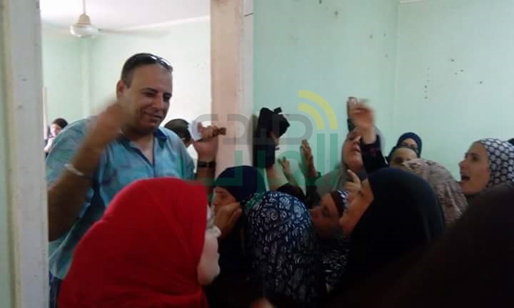 بالصور.. "وفد قليوب" يقيم قافلة طبية مجانية لجميع التخصصات