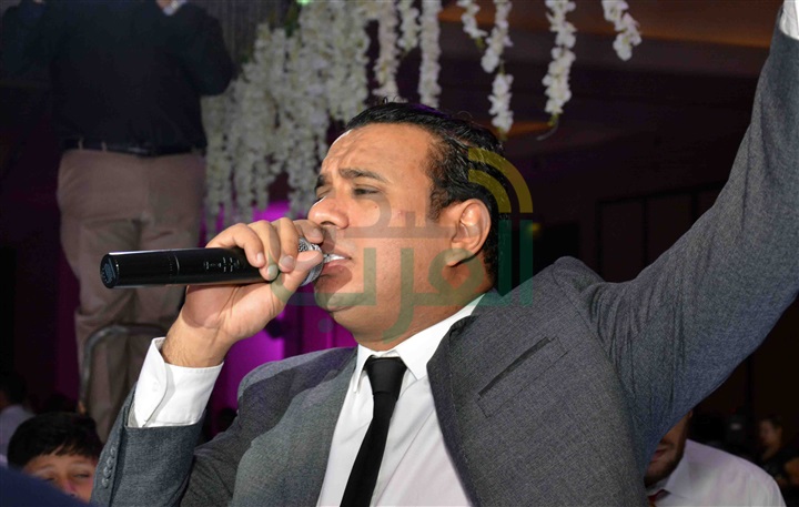 بالصور.. حماقى وحكيم والعسيلى والليثى والاكوشنير فى حفل زفاف كيرس ودينا بالصور.. حماقى وحكيم والعسيلى والليثى والاكوشنير فى حفل زفاف كيرس ودينا